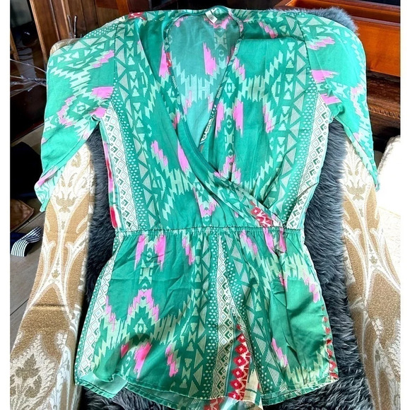 Elan cover up shorts jumpsuit mint condition size S - Picture 1 of 6